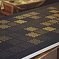 Dépôt feuilles d'or sur volets 1